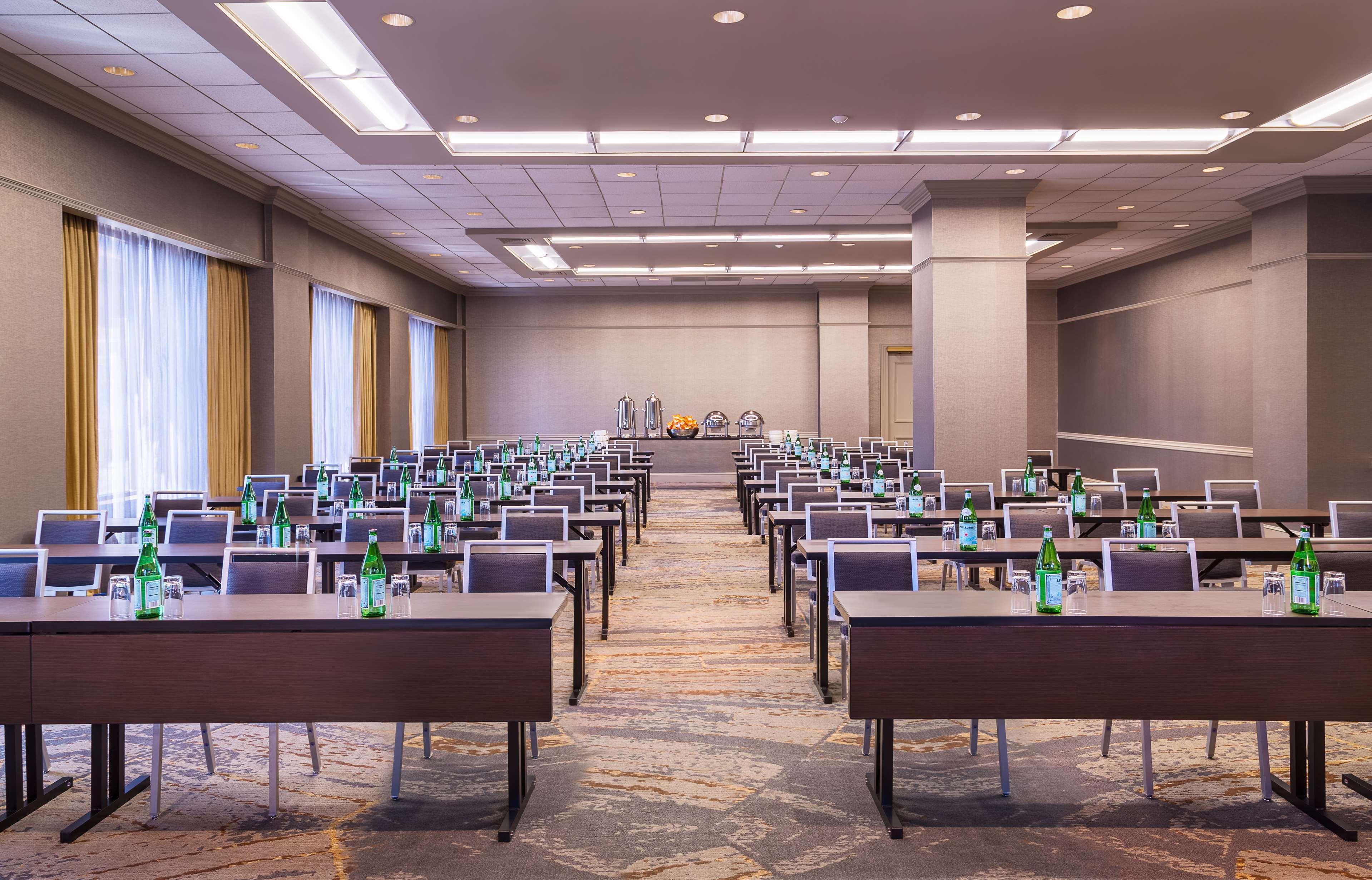 Hilton Minneapolis Dış mekan fotoğraf