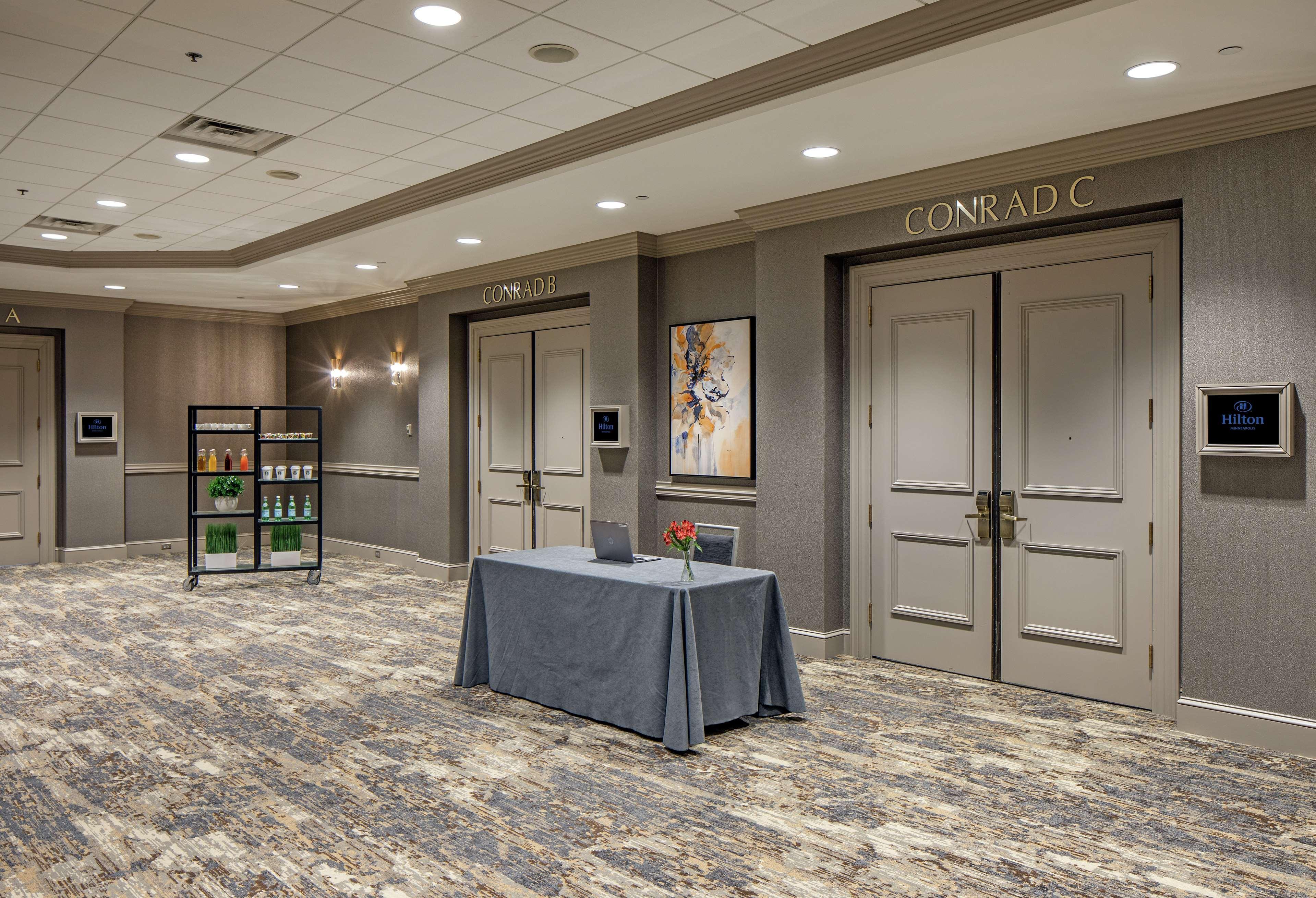 Hilton Minneapolis Dış mekan fotoğraf