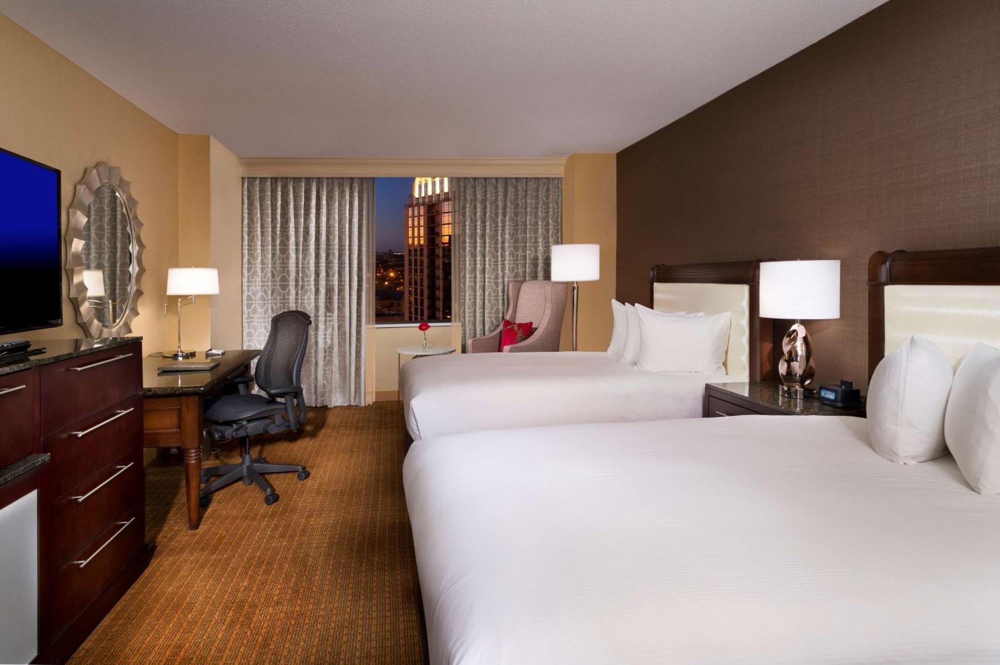 Hilton Minneapolis Dış mekan fotoğraf