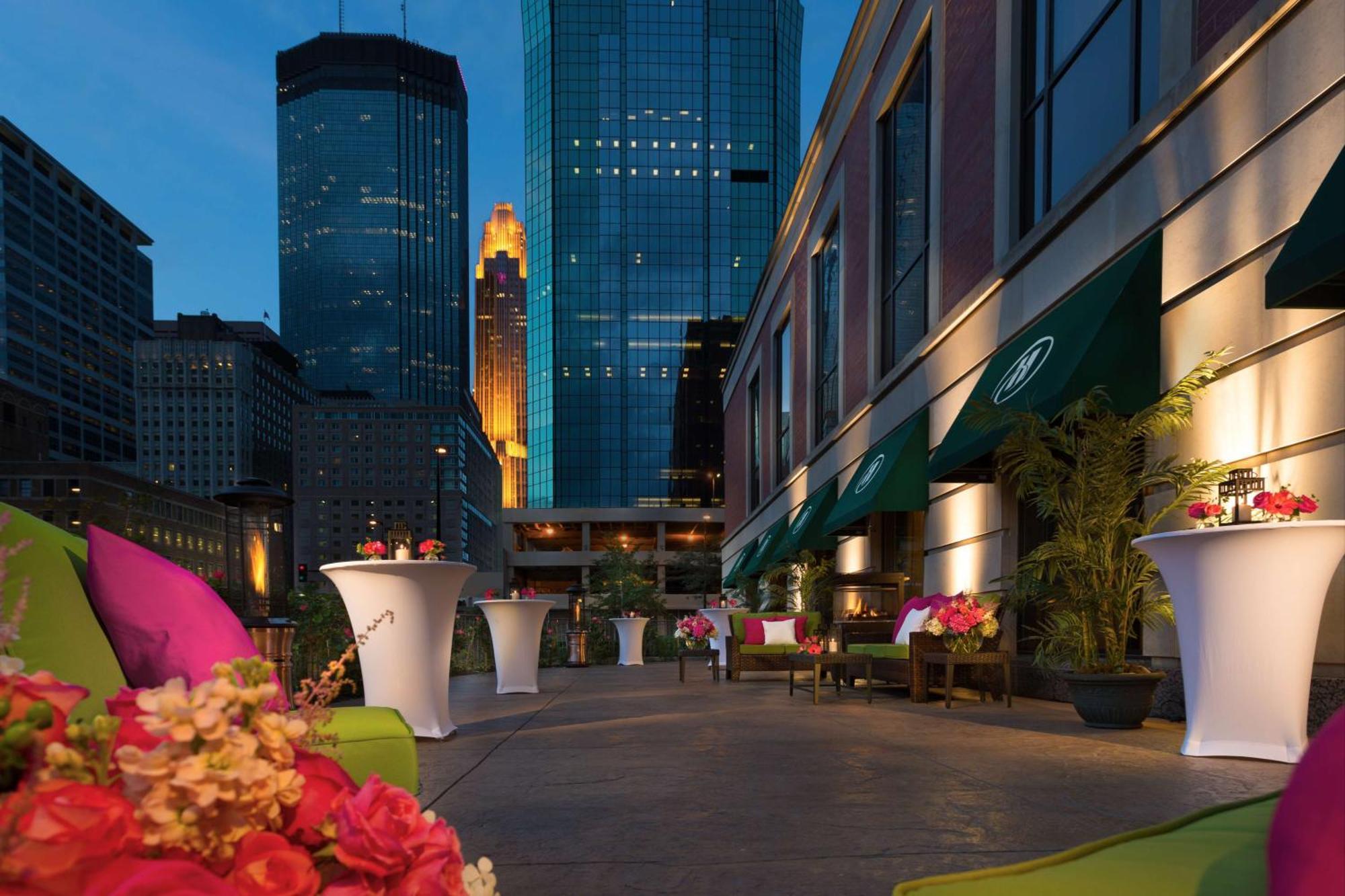 Hilton Minneapolis Dış mekan fotoğraf